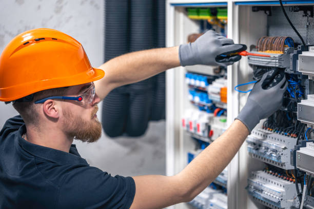 Best Electrician Near Me  in Fife Heights, WA
