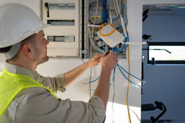 Best Emergency Electrical Repair  in Fife Heights, WA